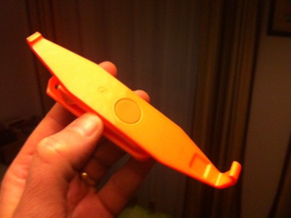 Survivor_belt_clip_2