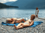 une-plage-de-gravier-au-bord-dun-lac-avec-des
